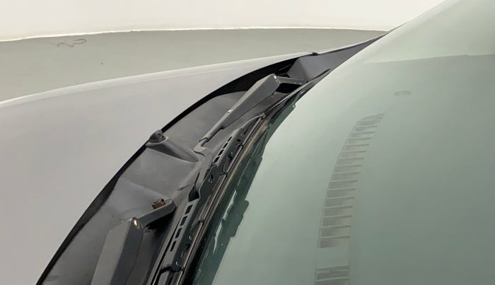 2012 Maruti Wagon R 1.0 LXI CNG, CNG, Manual, 96,233 km, Bonnet (hood) - Cowl vent panel has minor damage