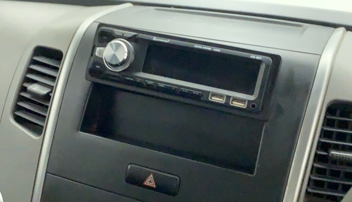 2012 Maruti Wagon R 1.0 LXI CNG, CNG, Manual, 96,233 km, Infotainment system - Reverse camera not working