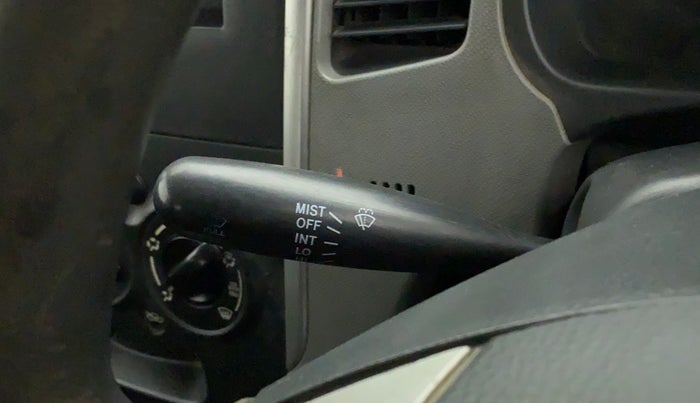 2012 Maruti Wagon R 1.0 LXI CNG, CNG, Manual, 96,233 km, Combination switch - Wiper speed adjustment non-functional