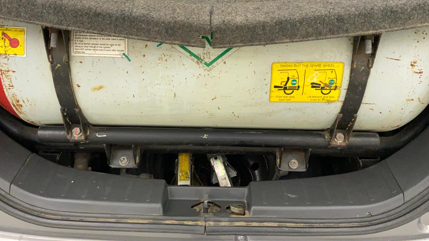 2012 Maruti Wagon R 1.0 LXI CNG, CNG, Manual, 96,233 km, Boot Inside