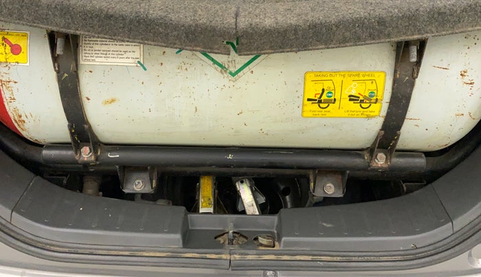 2012 Maruti Wagon R 1.0 LXI CNG, CNG, Manual, 96,233 km, Boot Inside