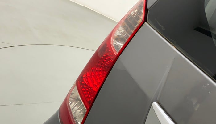 2012 Maruti Wagon R 1.0 LXI CNG, CNG, Manual, 96,233 km, Left tail light - Reverse gear light not functional