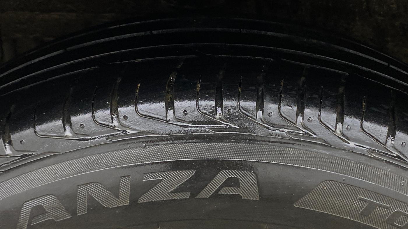 2021 Tata NEXON XZ PLUS PETROL, Petrol, Manual, 35,918 km, Right Rear Tyre Tread