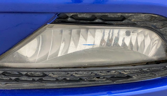 2015 Hyundai Elite i20 ASTA 1.2, Petrol, Manual, 54,154 km, Left fog light - Not fixed properly