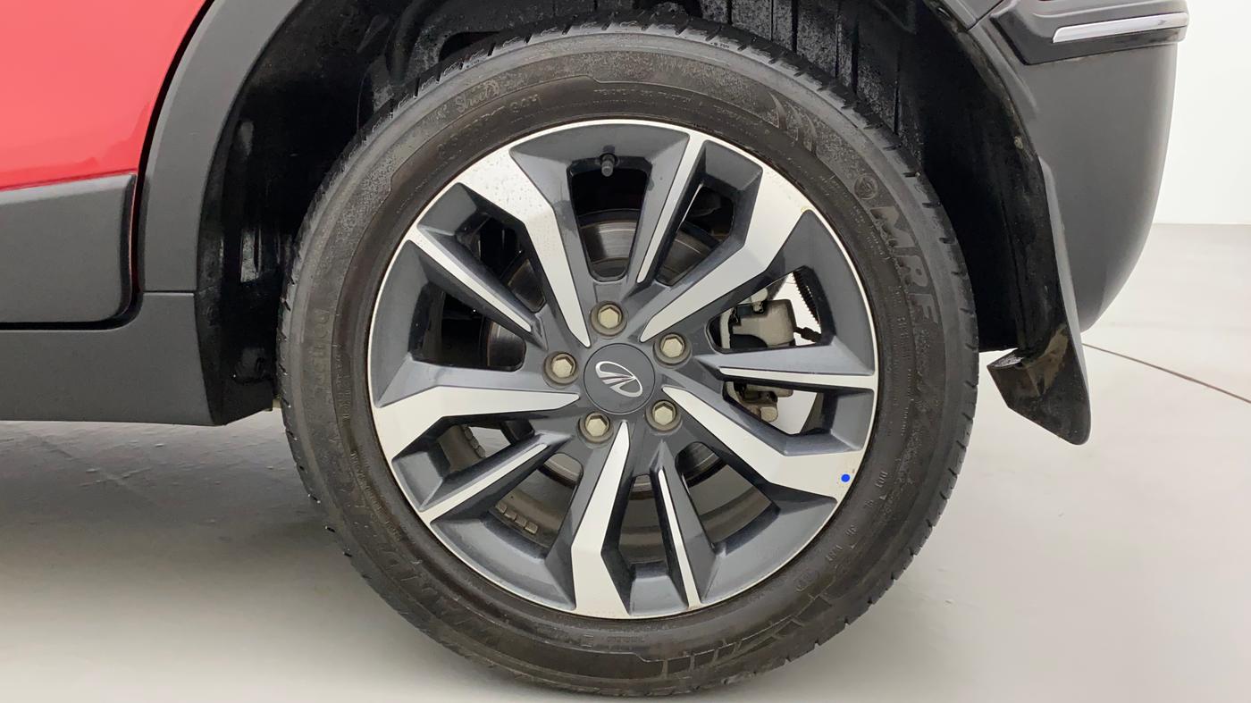 2021 Mahindra XUV300 W8 (O) 1.2 PETROL, Petrol, Manual, 19,034 km, Left Rear Wheel