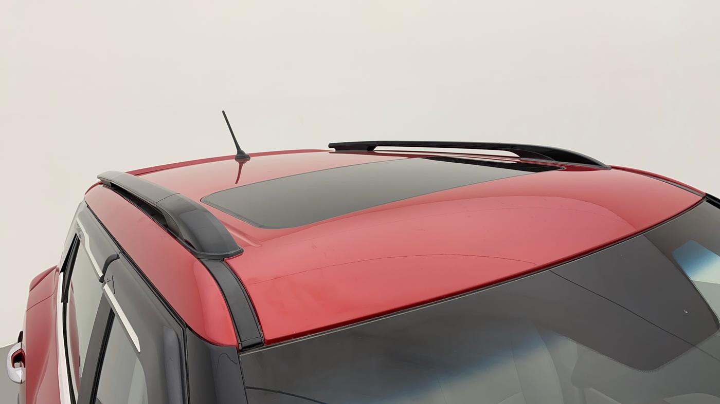 2021 Mahindra XUV300 W8 (O) 1.2 PETROL, Petrol, Manual, 19,034 km, Roof