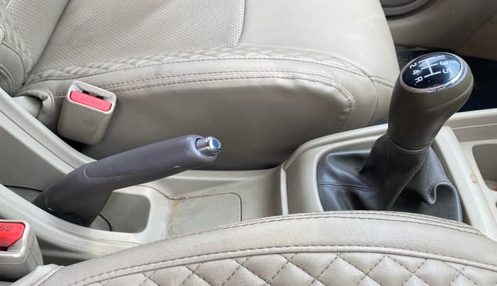 2020 Maruti Ertiga ZXI SHVS, Petrol, Manual, 97,754 km, Gear Lever