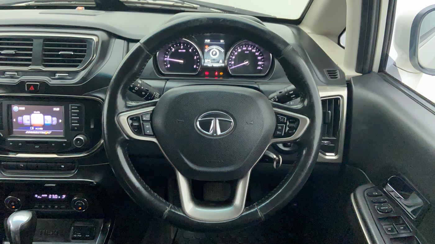 2018 Tata Hexa Varicor 400 XTA, Diesel, Automatic, 63,335 km, Steering Wheel Close Up