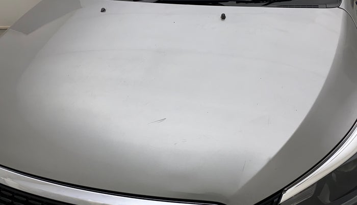 2019 Maruti Ciaz ALPHA 1.5 SHVS PETROL, Petrol, Manual, 44,180 km, Bonnet (hood) - Slightly dented