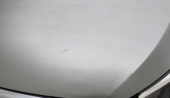 2019 Maruti Ciaz ALPHA 1.5 SHVS PETROL, Petrol, Manual, 44,180 km, Bonnet (hood) - Minor scratches