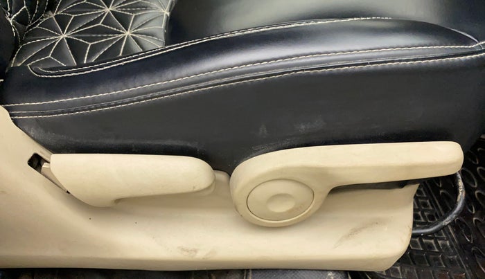 2019 Maruti Ciaz ALPHA 1.5 SHVS PETROL, Petrol, Manual, 44,180 km, Driver Side Adjustment Panel