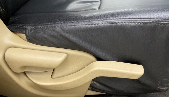 2015 Honda Brio 1.2 S MT I VTEC, Petrol, Manual, 62,433 km, Driver Side Adjustment Panel