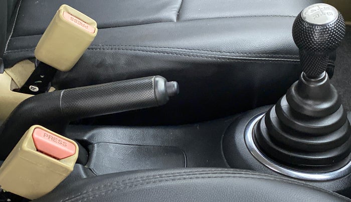 2015 Honda Brio 1.2 S MT I VTEC, Petrol, Manual, 62,433 km, Gear Lever