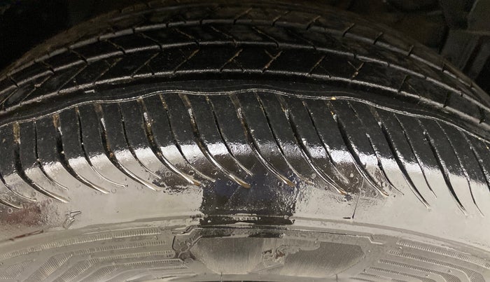 2020 Maruti Vitara Brezza ZXI PLUS AT SHVS, Petrol, Automatic, 66,311 km, Right Front Tyre Tread