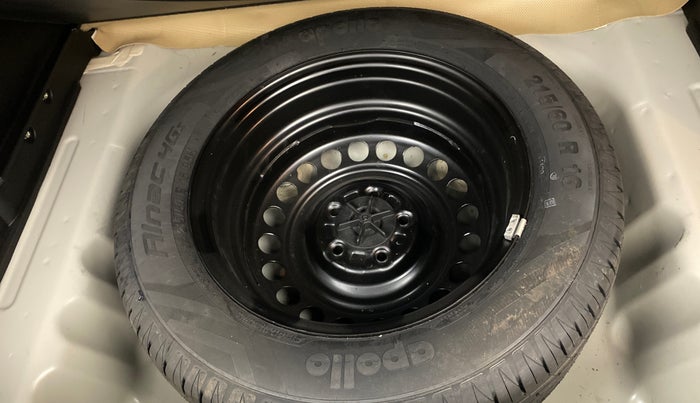 2020 Maruti Vitara Brezza ZXI PLUS AT SHVS, Petrol, Automatic, 66,311 km, Spare Tyre