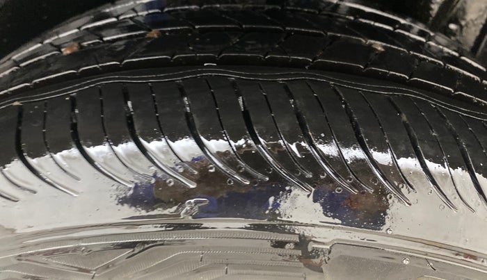 2020 Maruti Vitara Brezza ZXI PLUS AT SHVS, Petrol, Automatic, 66,311 km, Left Rear Tyre Tread