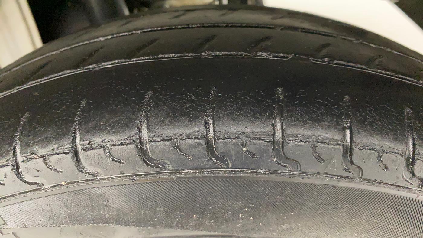 2017 Maruti Alto 800 VXI, Petrol, Manual, 26,644 km, Left Rear Tyre Tread