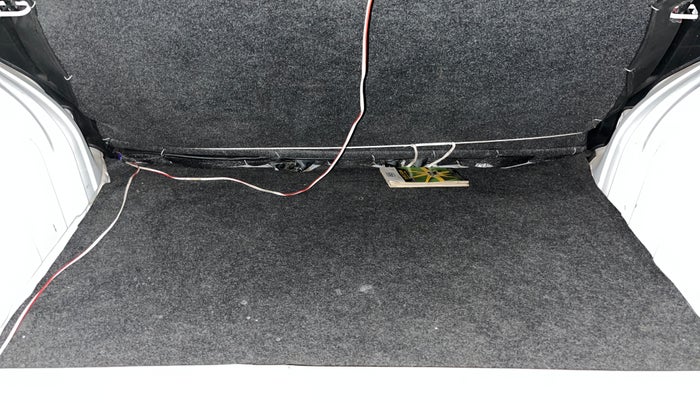 2022 Renault Kwid RXT 1.0 (O), Petrol, Manual, 22,458 km, Boot Inside