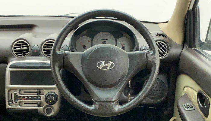 2013 Hyundai Santro Xing GL PLUS, Petrol, Manual, 32,842 km, Steering Wheel Close Up