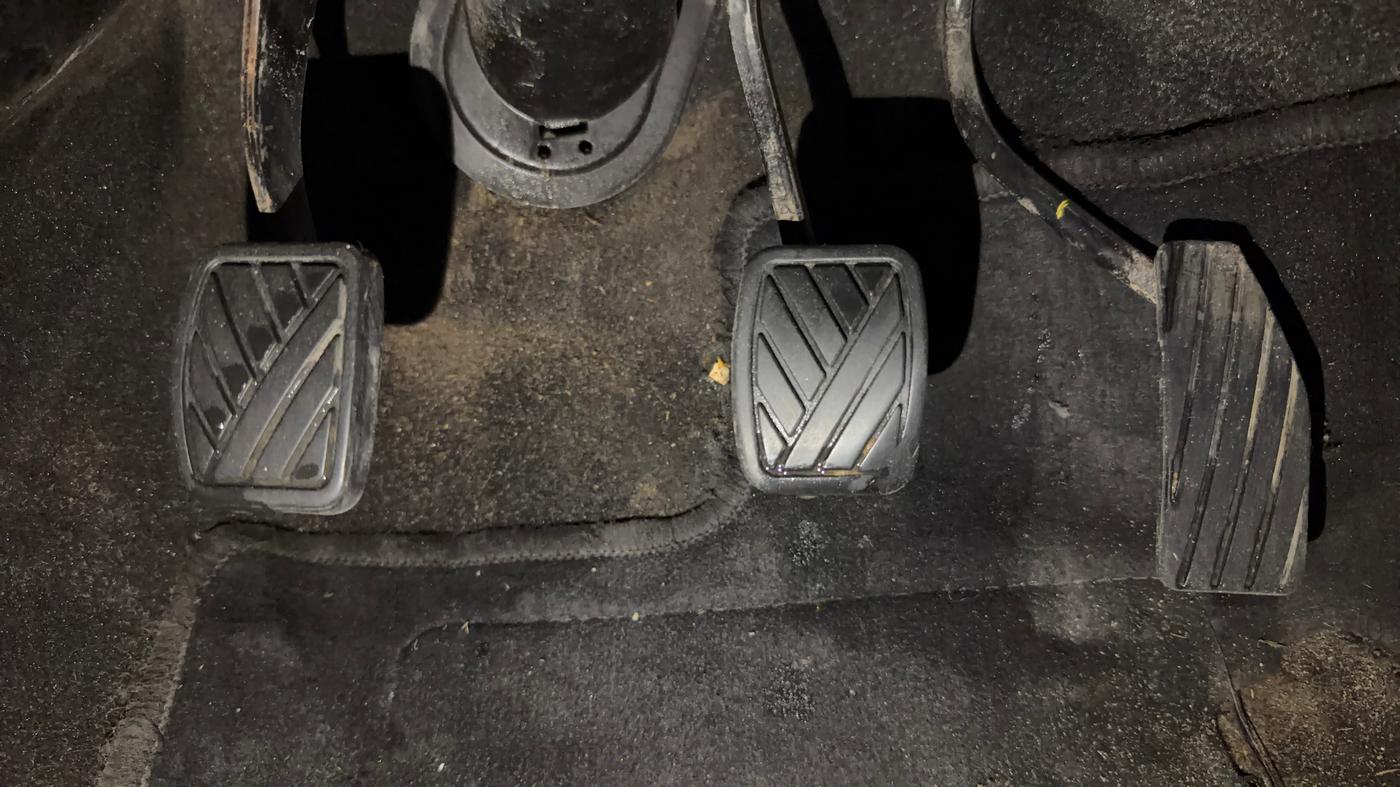 2016 Maruti Wagon R 1.0 LXI CNG, CNG, Manual, 98,170 km, Pedals