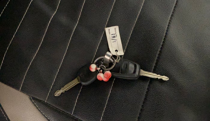 2019 Hyundai Grand i10 SPORTZ 1.2 KAPPA VTVT, Petrol, Manual, 27,711 km, Key Close Up