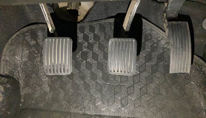 2019 Hyundai Grand i10 SPORTZ 1.2 KAPPA VTVT, Petrol, Manual, 27,711 km, Pedals