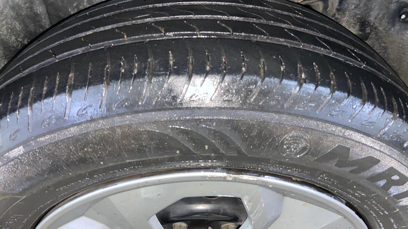 2023 Maruti BREZZA LXI S- CNG, CNG, Manual, 67,084 km, Left Rear Tyre Tread