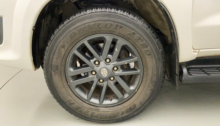 2015 Toyota Fortuner 3.0 4X2 AT, Diesel, Automatic, 1,09,777 km, Left Front Wheel