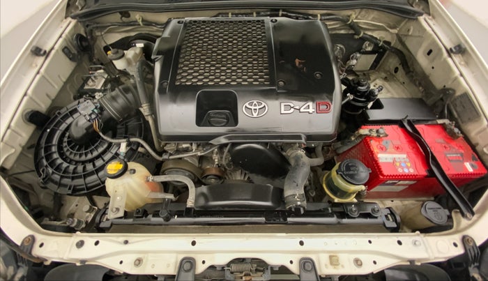 2015 Toyota Fortuner 3.0 4X2 AT, Diesel, Automatic, 1,09,777 km, Open Bonet