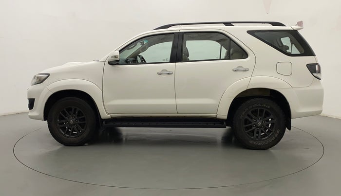 2015 Toyota Fortuner 3.0 4X2 AT, Diesel, Automatic, 1,09,777 km, Left Side