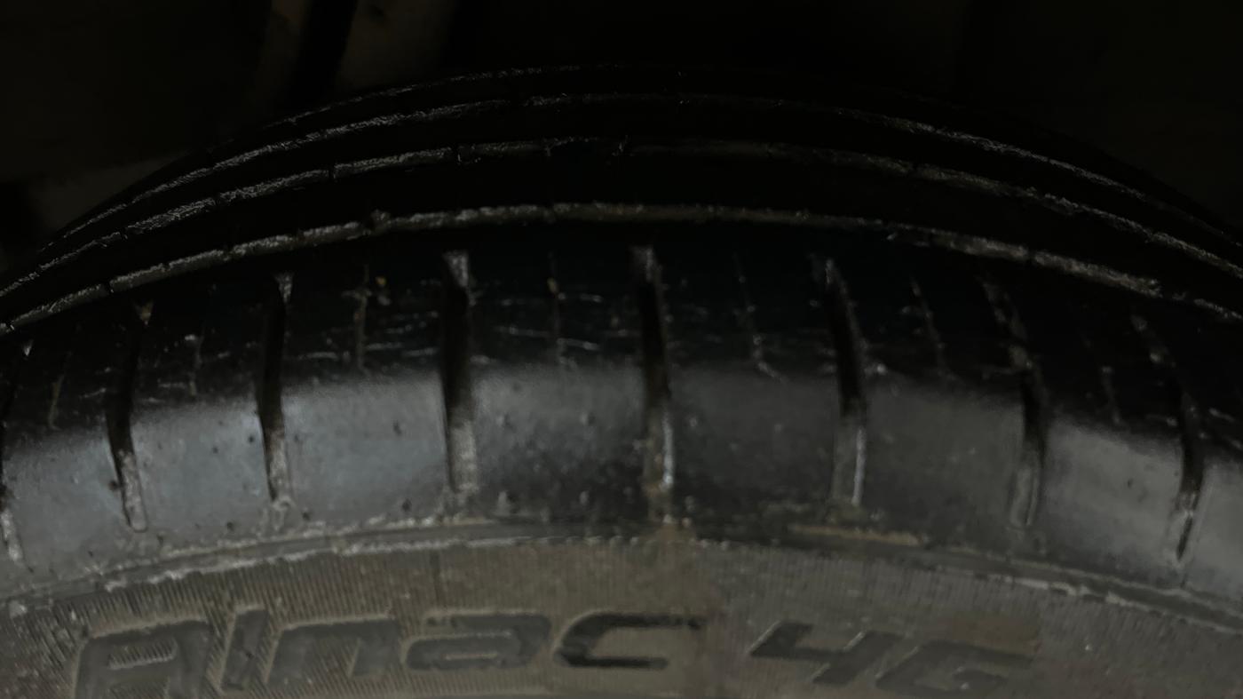2018 Honda WR-V 1.5L I-DTEC VX MT, Diesel, Manual, 1,34,100 km, Left Rear Tyre Tread