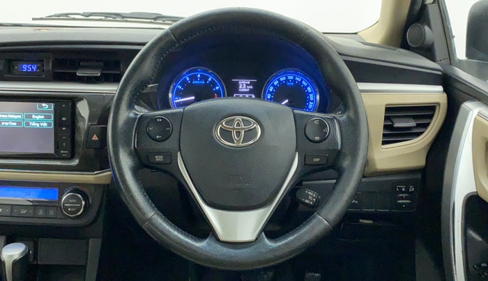 2014 Toyota Corolla Altis VL AT PETROL, Petrol, Automatic, 1,17,840 km, Steering Wheel Close Up