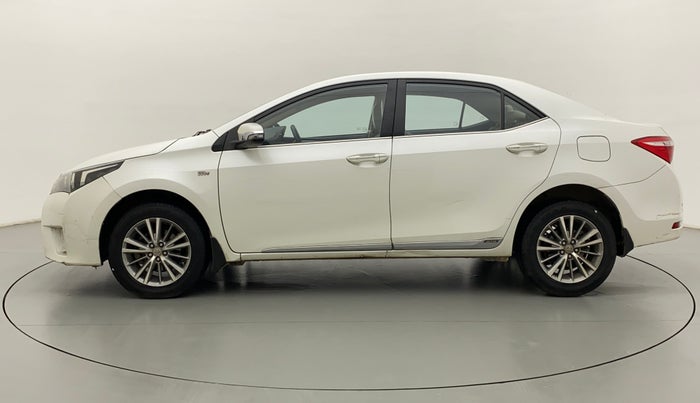 2014 Toyota Corolla Altis VL AT PETROL, Petrol, Automatic, 1,17,840 km, Left Side