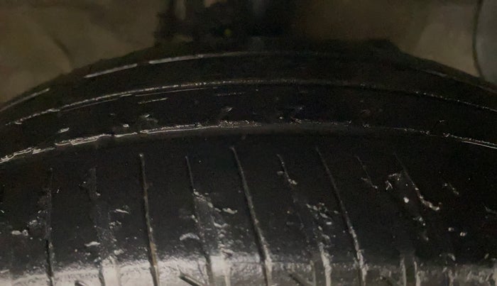 2015 Hyundai Grand i10 SPORTZ 1.2 KAPPA VTVT, Petrol, Manual, 82,415 km, Right Front Tyre Tread