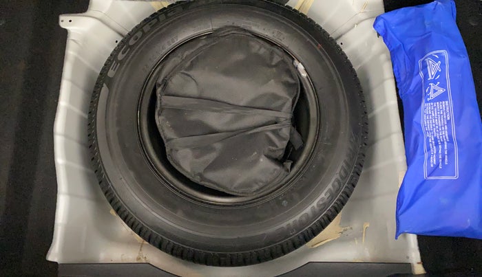 2022 Tata ALTROZ XZ PETROL, Petrol, Manual, 25,933 km, Spare Tyre