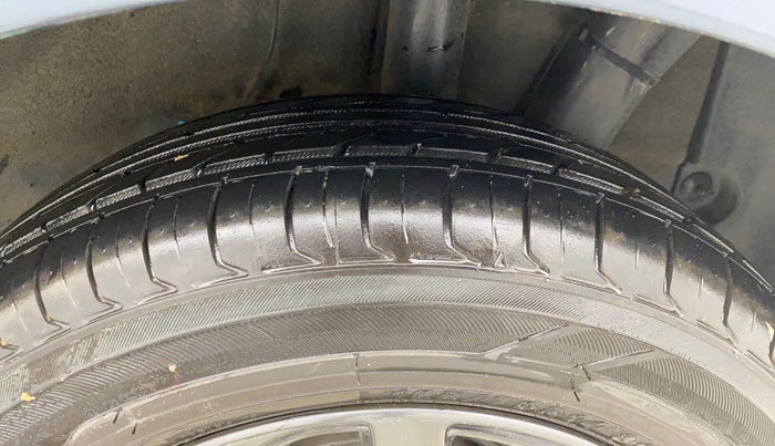 2021 Hyundai GRAND I10 NIOS SPORTZ 1.2 KAPPA VTVT, Petrol, Manual, 80,384 km, Left Rear Tyre Tread