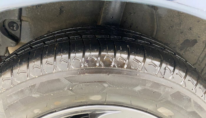 2021 Hyundai GRAND I10 NIOS SPORTZ 1.2 KAPPA VTVT, Petrol, Manual, 80,384 km, Right Rear Tyre Tread