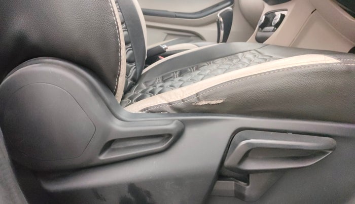 2022 Tata Tiago XZA PLUS PETROL, Petrol, Automatic, 26,313 km, Driver Side Adjustment Panel