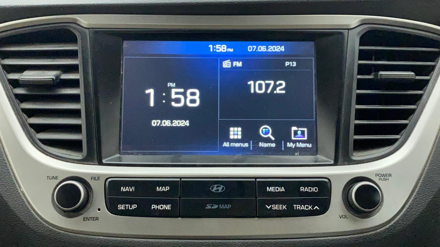 2017 Hyundai Verna 1.6 VTVT SX (O) AT, Petrol, Automatic, 1,01,080 km, Infotainment System