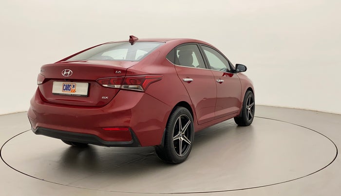 2017 Hyundai Verna 1.6 VTVT SX (O) AT, Petrol, Automatic, 1,01,080 km, Right Back Diagonal