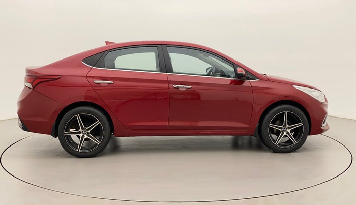 2017 Hyundai Verna 1.6 VTVT SX (O) AT, Petrol, Automatic, 1,01,080 km, Right Side View
