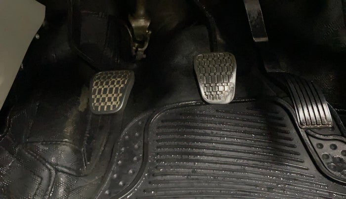 2018 Tata NEXON XZ PLUS PETROL DUAL TONE, Petrol, Manual, 41,732 km, Pedals