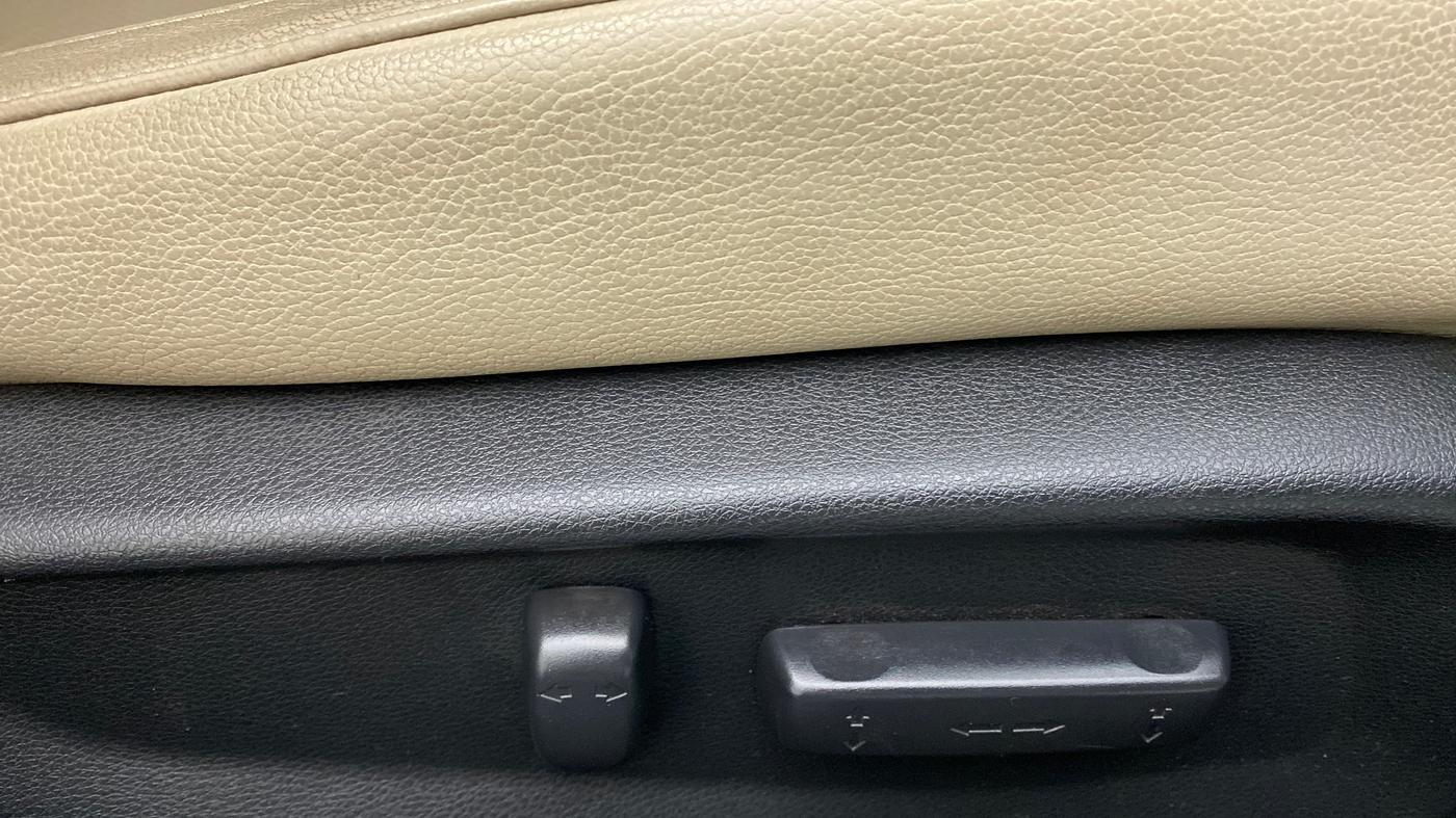 2019 Honda Civic ZX CVT PETROL, Petrol, Automatic, 19,663 km, Driver Side Adjustment Panel