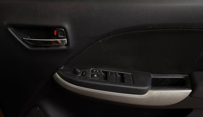 2015 Maruti Baleno ALPHA PETROL 1.2, Petrol, Manual, 50,406 km, Driver Side Door Panels Control