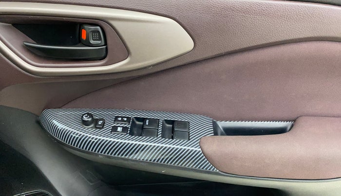 2023 Maruti FRONX DELTA PLUS 1.2MT, Petrol, Manual, 14,933 km, Driver Side Door Panels Control