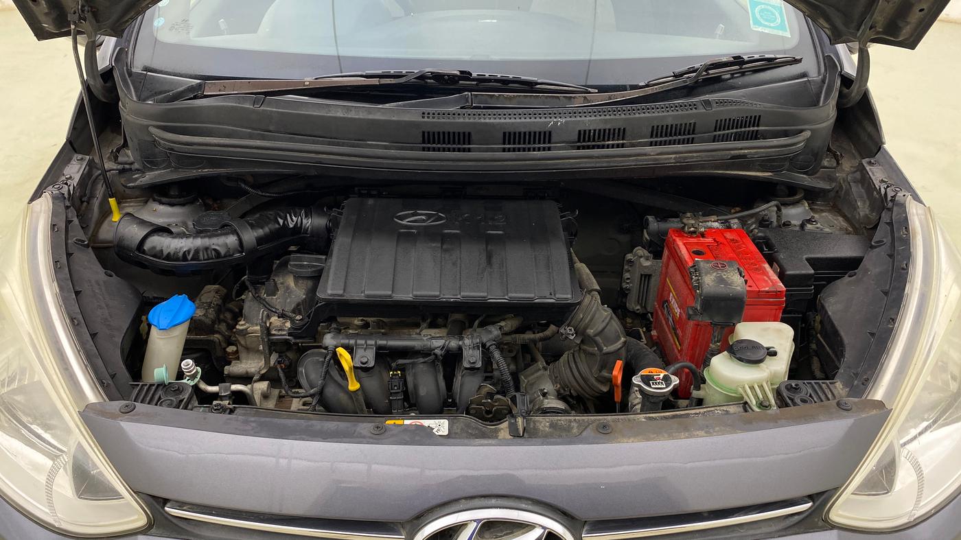 2015 Hyundai Grand i10 ASTA AT 1.2 KAPPA VTVT, Petrol, Automatic, 70,966 km, Engine View