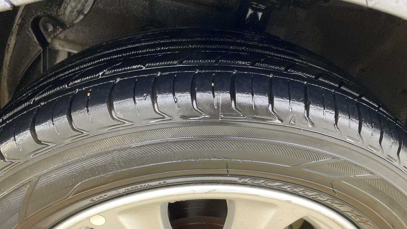 2015 Hyundai Grand i10 ASTA AT 1.2 KAPPA VTVT, Petrol, Automatic, 70,966 km, Left Front Tyre Tread