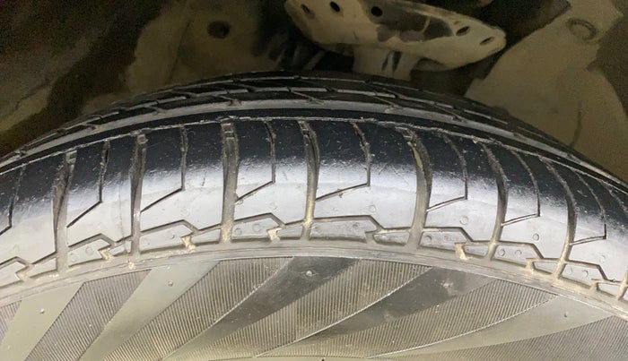 2018 Honda WR-V 1.5L I-DTEC VX MT, Diesel, Manual, 42,086 km, Right Front Tyre Tread