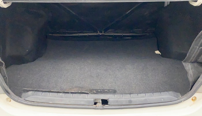 2011 Toyota Etios VX, Petrol, Manual, 88,332 km, Boot Inside