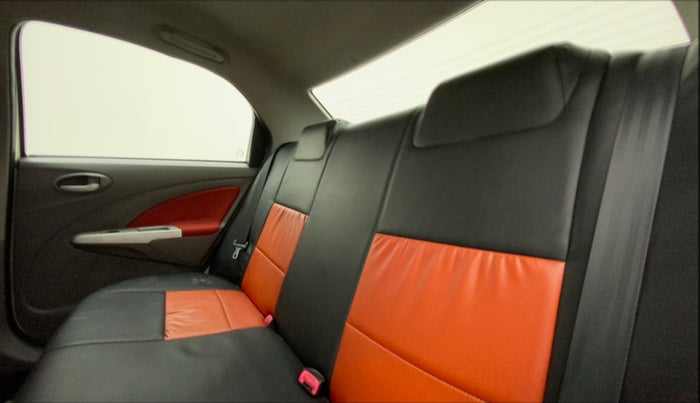 2011 Toyota Etios VX, Petrol, Manual, 88,332 km, Right Side Rear Door Cabin